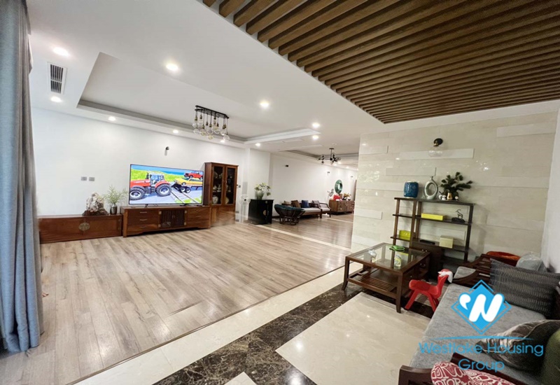 New villa with elevator 5 bedrooms fully furnished
